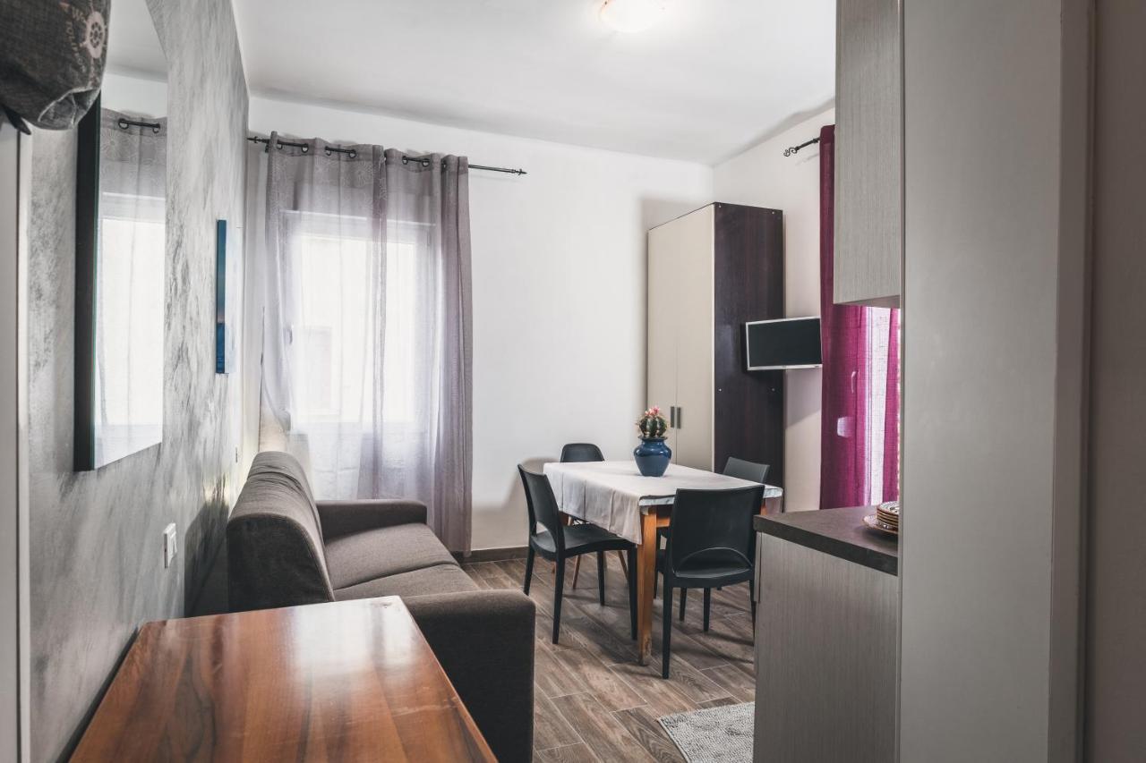 Bulldog Station Apartments With Private Wc, Ac, Tv Μέστρε Εξωτερικό φωτογραφία