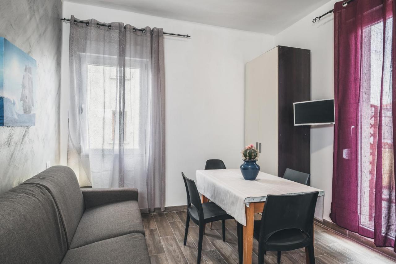 Bulldog Station Apartments With Private Wc, Ac, Tv Μέστρε Εξωτερικό φωτογραφία